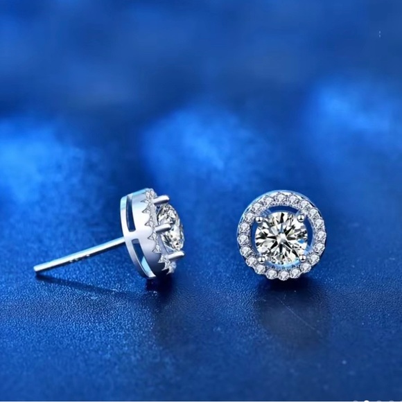 💎New Moissanite Diamond Halo Earrings - Picture 2 of 11